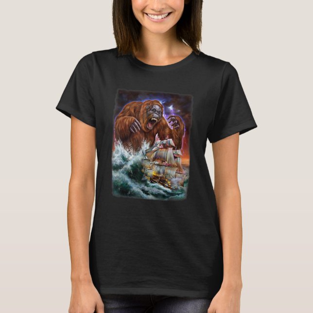 Camiseta Orangotango Monstro Como Kraken Ataca Um Navio De  (Frente)
