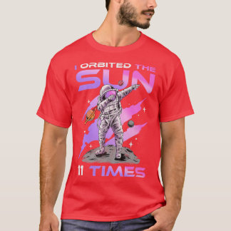 Camiseta Orbitei O Sol 11 Vezes, 11 Astronau De Aniversário