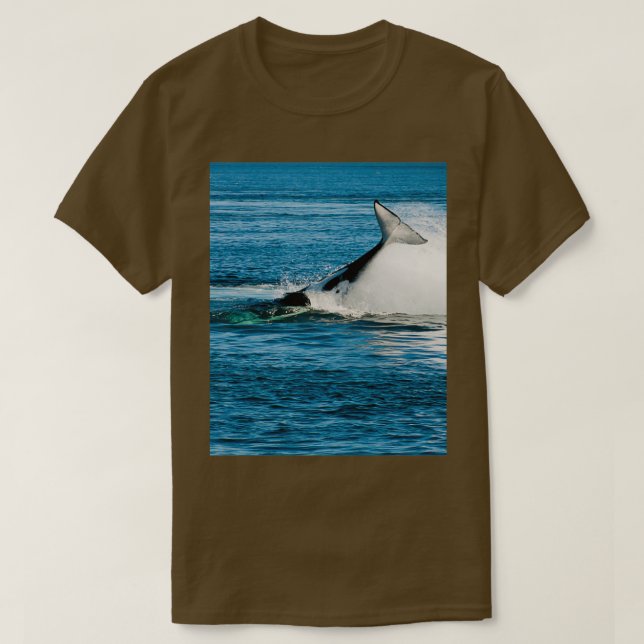 Camiseta Orca-da-baleia-assassina saltando 20 (Frente do Design)