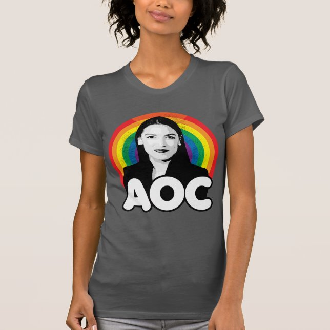 Camiseta Orgulho Arco-íris AOC (Frente)