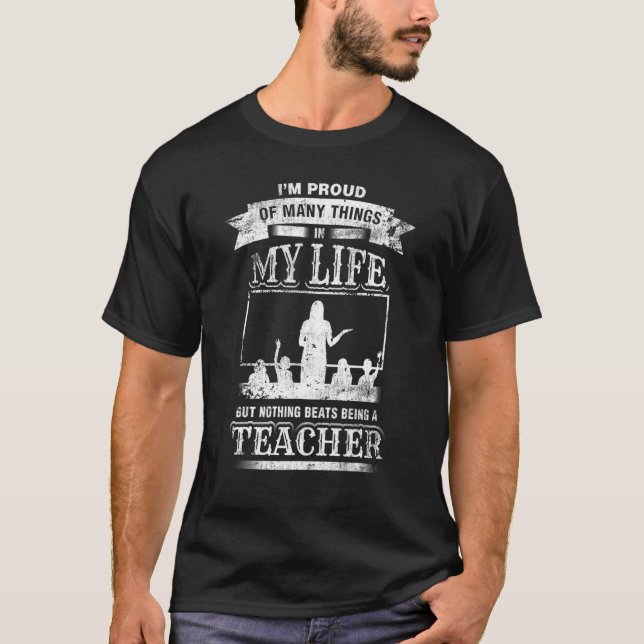 Camiseta Orgulho de ser professor universitário lecionando  (Frente)