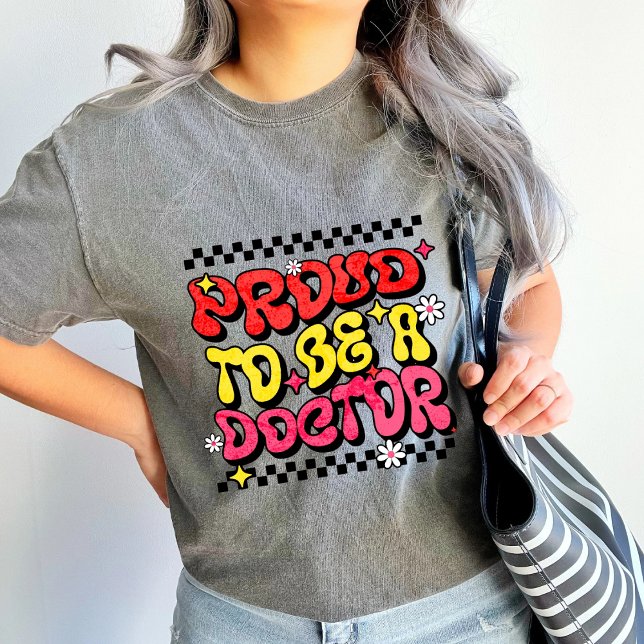 Camiseta Orgulho de ser um presente de doutor Retro (Criador carregado)