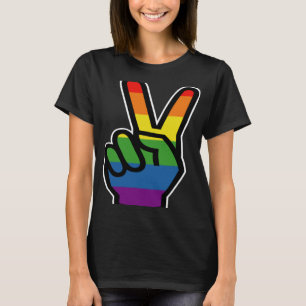 Camiseta Orgulho de Sinais de Paz em Mão Arco-Íris