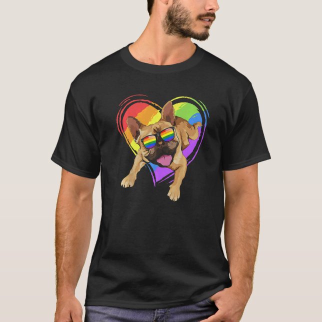 Camiseta Orgulho do Bulldog Francês Rainbow Heart Gay Lgbt  (Frente)