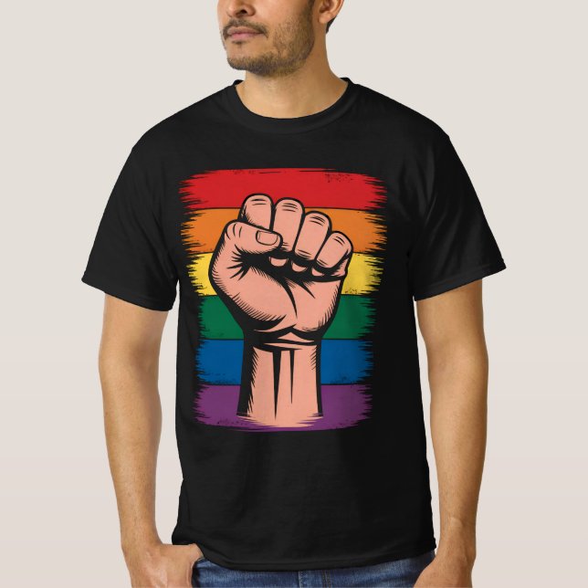 Camiseta Orgulho do Punho Levantado Arco-íris Apoio Direito (Frente)