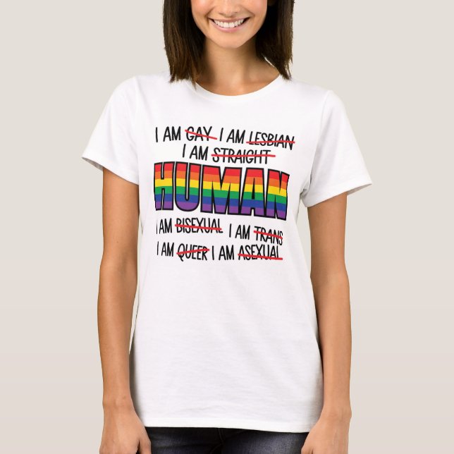 CAMISETA ORGULHO GAY DE COR DE CAIXA-CHUVA DIZENDO (Frente)
