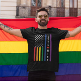 Camiseta Orgulho gay LGBTQ ganha bandeira americana