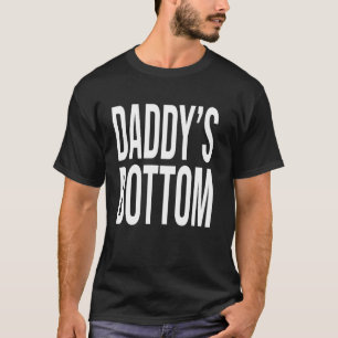 Camiseta Orgulho Humor LGBTQ+ Kinky Gay Engraçado Fundo do