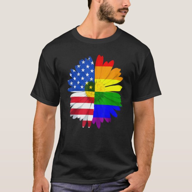 Camiseta Orgulho LGBT Daisy Heart Rainbow American Flag Flo (Frente)