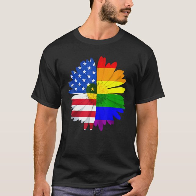 Camiseta Orgulho LGBT Daisy Heart Rainbow American Flag Flo (Frente)