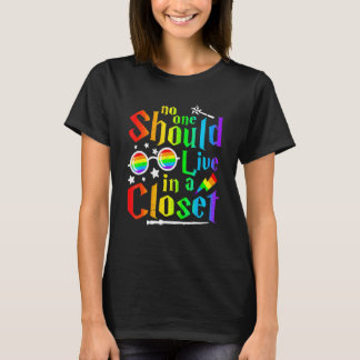 Camiseta Orgulho Ninguém Deveria Viver Em Um Lgbt De Suport