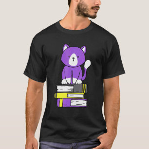 Camiseta Orgulho Sutil Não Binário Pilha de Livros Gato Fof