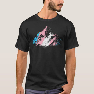 Camiseta Orgulho Transgênero Sutil Mês da Montanha Hiking