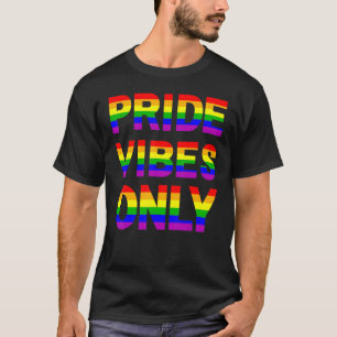 Camiseta Orgulho Vibes Apenas LGBTQIA Amam Homens Mulheres