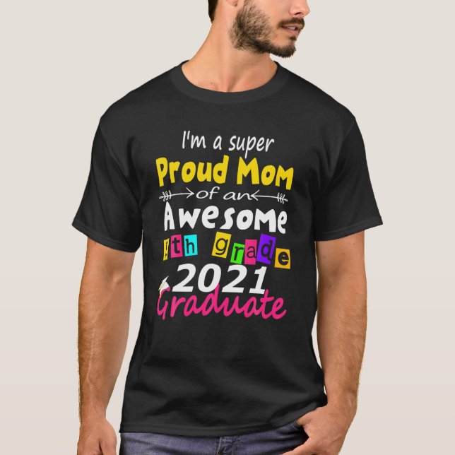Camiseta Orgulhosa Família De Graduação Do 5 De 2021 (Frente)