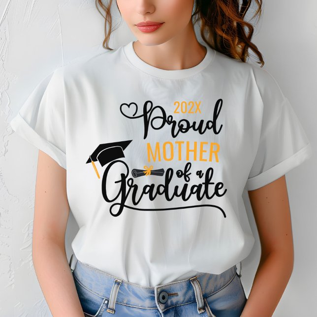 Camiseta Orgulhosa Mãe de um Formando Personalizado Pai (Criador carregado)