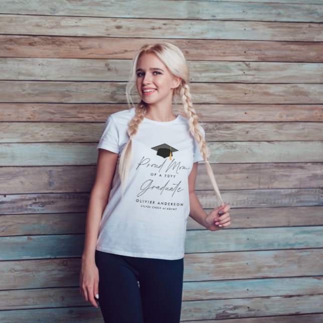 Camiseta Orgulhosa mãe de uma classe de formando 20YY (Criador carregado)