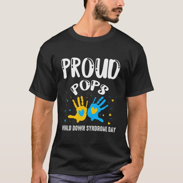 Camiseta Orgulhosa Tia Mundo em Baixo Síndrome de Consciênc (Frente)