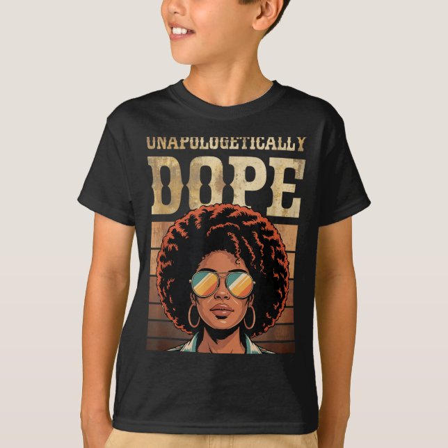 Camiseta Orgulhosamente Preto Afro Angustiado Sem Desculpas (Frente)