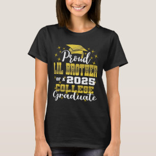 Camiseta Orgulhoso Irmão Mais Novo de Fami Graduado na Facu