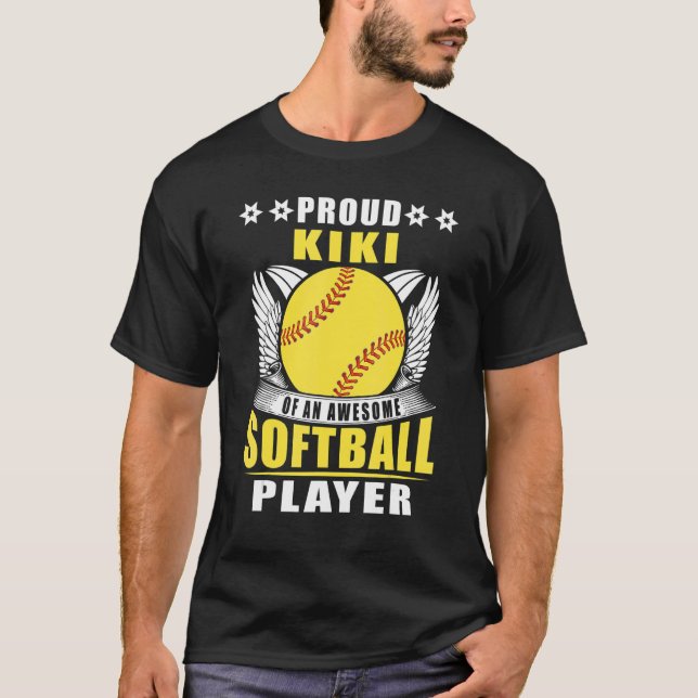 Camiseta Orgulhoso Kiki De Um Softball Jogador Incrível (Frente)