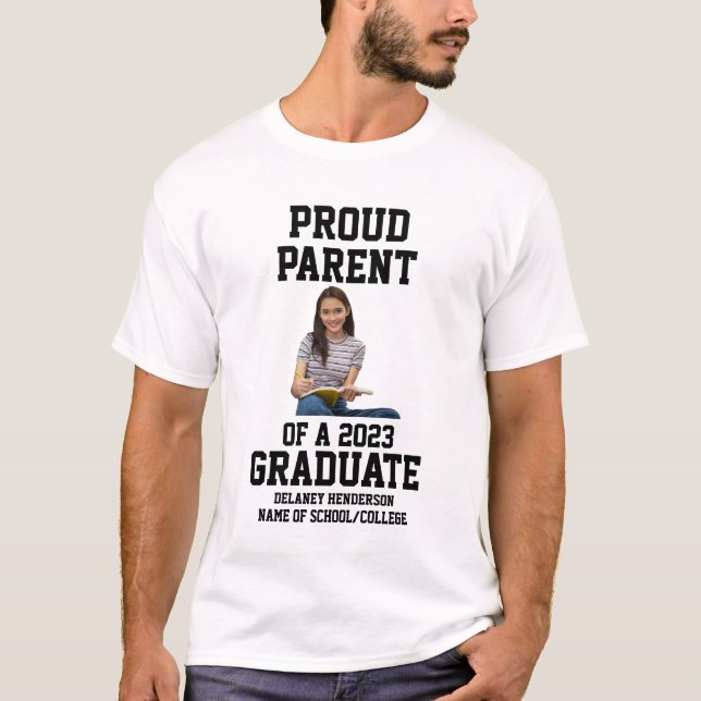 Camiseta Orgulhoso Pai de um Formando 2023 (Frente)