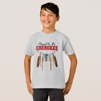 Orgulhoso ser roupa Cherokee dos meninos da