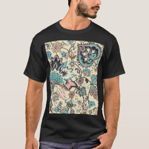 Camiseta Oriental Paisley: Elegância Têxtil Estilizada.
