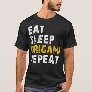 Camiseta origami para dormir comidas