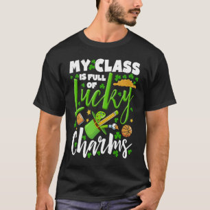 Camiseta Os Charmes Sortudos Que Minha Classe É Cheio De Ch