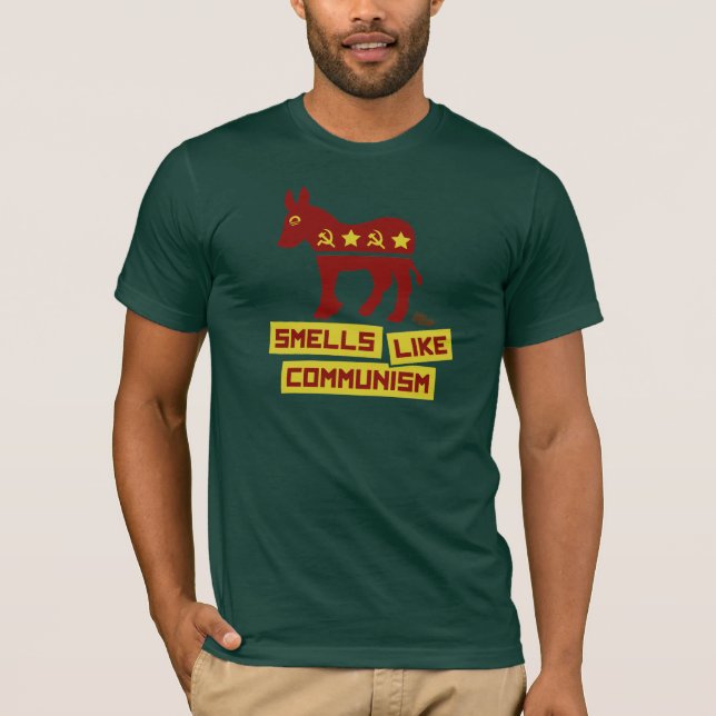 Camiseta Os cheiros gostam do comunismo (Frente)