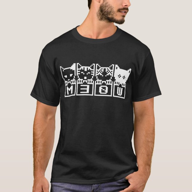 CAMISETA OS GATOS DE 8 BITS M30W (Frente)