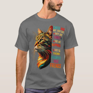 Camiseta Os Gatos Não São Apenas Gatos São Sanitários.