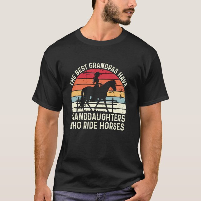 Camiseta Os Melhores Avôs Têm Netas Que Cavalgam (Frente)