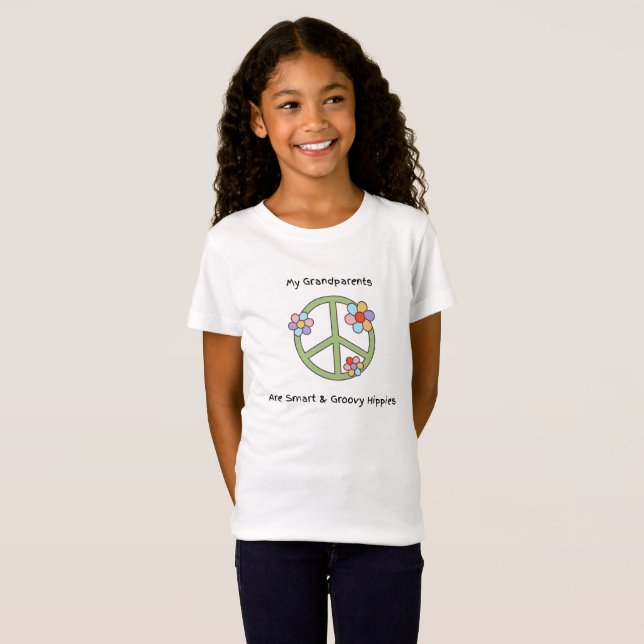 Camiseta Os Meus Avós São Hippies Inteligentes E Comoventes (Frente Completa)