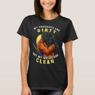 Camiseta Os Meus Pensamentos São Sujos, Mas As Minhas Solas