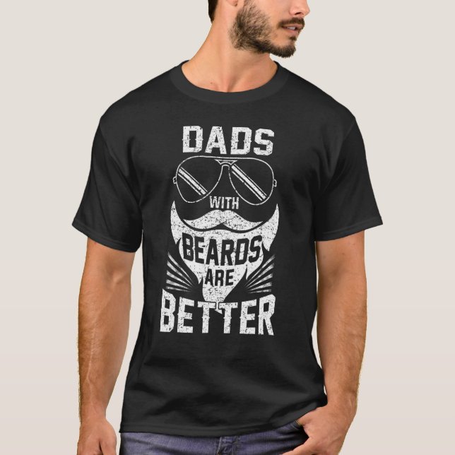 Camiseta Os Pais De Mente Com Barba São Mais Engraçados (Frente)