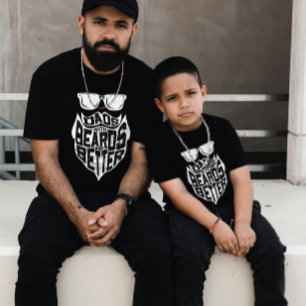 CAMISETA OS PAIS ENGRAÇADOS COM AS PLACAS SÃO MELHORES DIAS