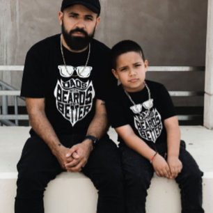 CAMISETA OS PAIS ENGRAÇADOS COM AS PLACAS SÃO MELHORES DIAS