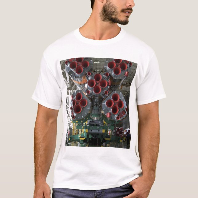 Camiseta Os propulsores da nave Soyuz TMA-14 (Frente)