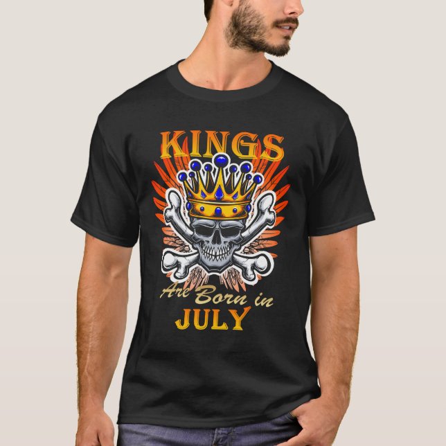 Camiseta Os reis nascem em julho (Frente)