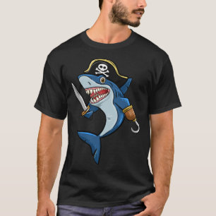 Camiseta Os Tubarões Piratas Adoram Mulheres De Animais