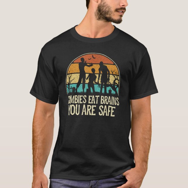 Camiseta Os zumbis comem cérebros não se preocupem que este (Frente)