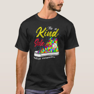 Camiseta Ótimos Sapatos São Uma Alma Gentil Puzzle de Consc