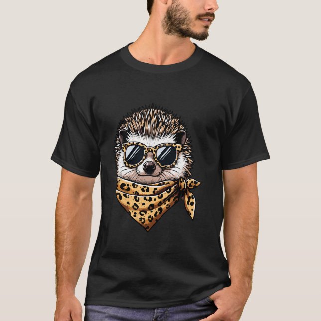 Camiseta ouriço usando cachecol de leopardo animal usando ó (Frente)