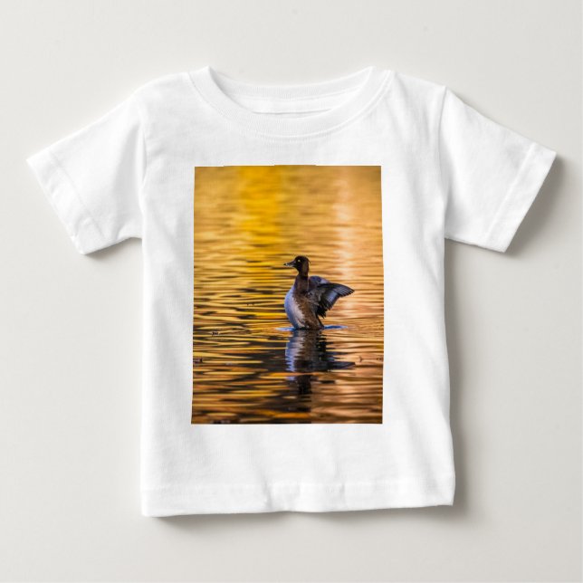 Camiseta Ouro de um lago ouro (Frente)