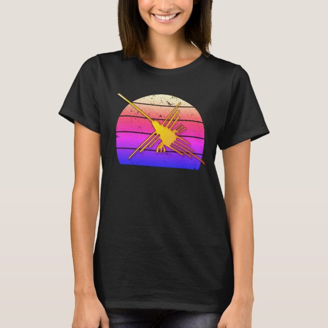 Camiseta Ouro Nazca Linhas Hummingbird Retro Sunset (Frente)