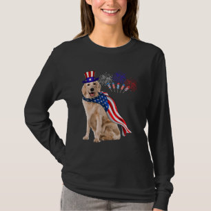 Camiseta Ouro Retriever Vestindo American Flag Fireworks 4