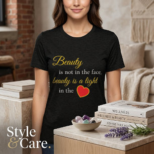 Camiseta Ousada com Slogan de Beleza – Camiseta Pr