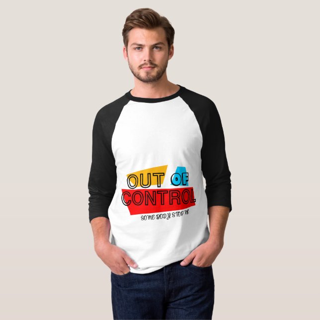 Camiseta Out of Control – Bold Typography Statement Design (Frente Completa)